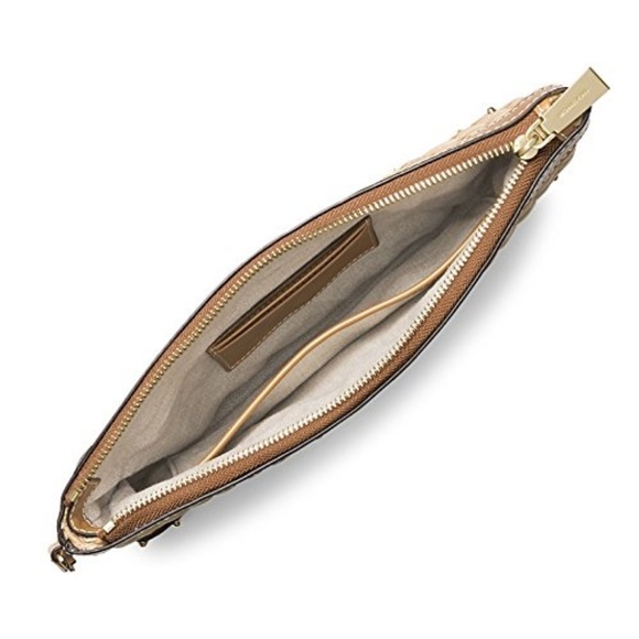 MICHAEL KORS Watermelon Woven Straw Large CLUTCH - Picture 8 of 8